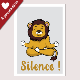 Affiche Petit lion qui fait du yoga : Chut ! Affiche Petit lion qui fait du yoga : Chut !