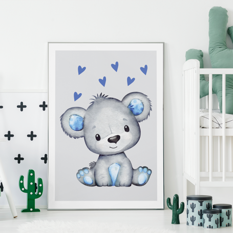 Affiche pour enfant : Petit ourson avec ses jolis coeurs bleus